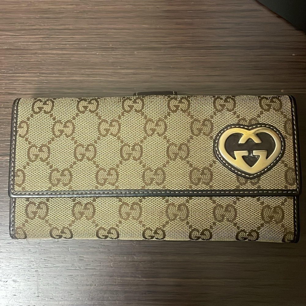 Gucci Wallet 💯 Authentic - Picture 2 of 7